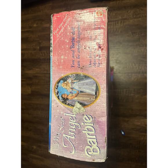 My size angel barbie VGUC 1990s with wings and halos - Picture 9 of 9